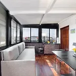 Mikka Studios: Luxury Apartment